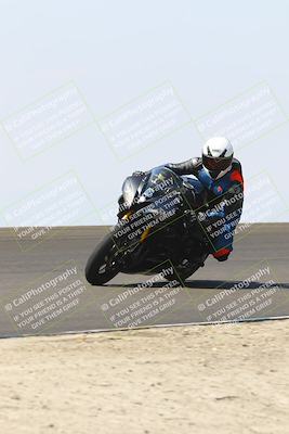 media/Sep-20-2025-TrackDaz (Sat) [[27f0cde673]]/B Group/1120am (Turn 2)/